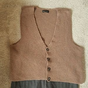 Eskandar Vest